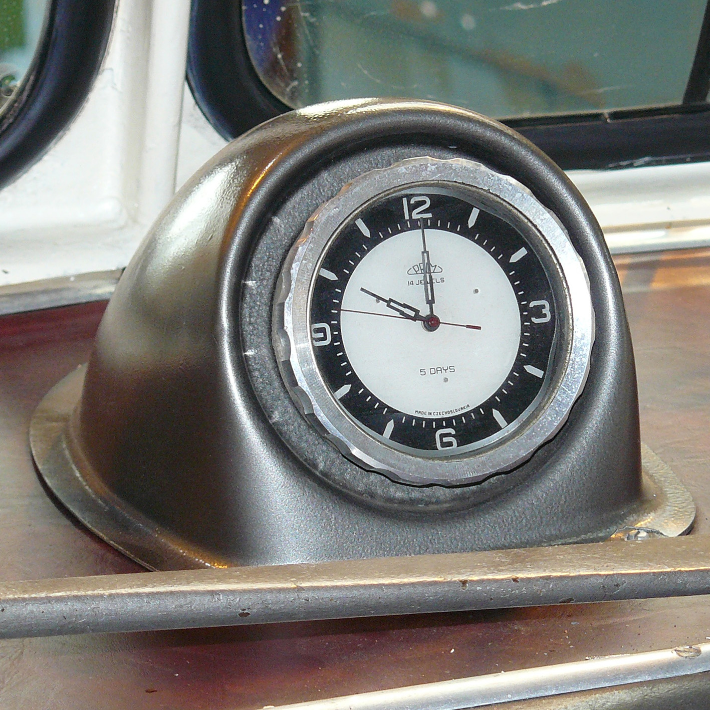 Autobusové hodiny ALH-C
