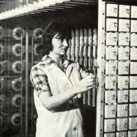 Květoslava Gocová, kontrola strojků elektronických hodin