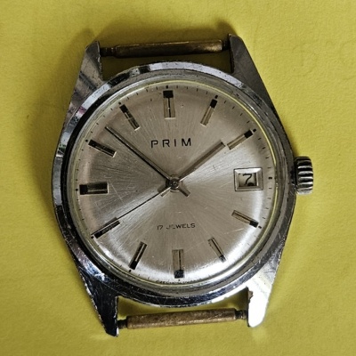 Prim  Elegant  