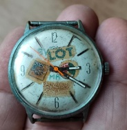 Hodinky Prim 