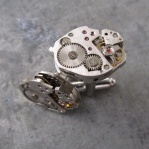 Elegantní manžetové knoflíčky z hodinek prim