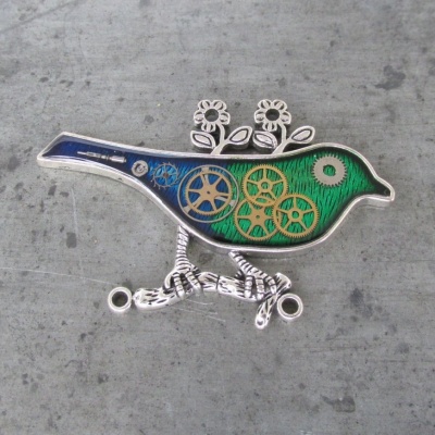 MODRO-ZELENÝ PTÁČEK, steampunková brož z hodinek Prim