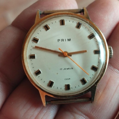 Hodinky Prim 
