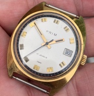 Prim elegantné pozlátené