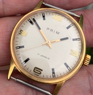 Prim elegantné pozlátené