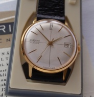 elegantní nenošený Primky oblekovky