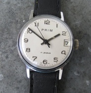HODINKY PRIM S DATUMEM DÁMSKÉ/CHLAPECKÉ