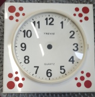 PRIM - TREVIS QUARTZ, ČÍSELNÍK S PLASTOVÝM FUTRÁLEM NA HODINY 