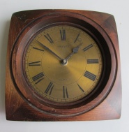 DŘEVĚNÉ HODINY PRIM TREVIS QUARTZ