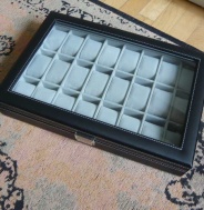 BOX NA HODINKY
