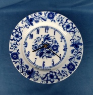 Nástěnné porcelánové hodiny Prim Electronic