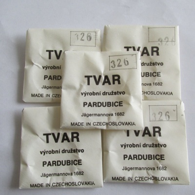 326 - 5 x ORIGINÁLNÍ SKLO TVAR PARDUBICE 326  - NA PRIM TRAKTOR