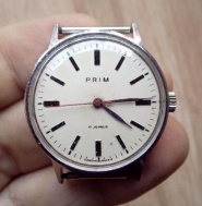Hodinky Prim 