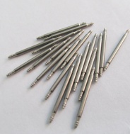 Stěžejky 18mm - 20 kusů