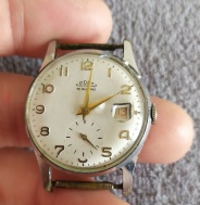 Hodinky Prim . 50 bílé