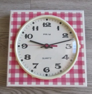 KUCHYŇSKÉ HODINY PRIM QUARTZ, FUNKČNÍ