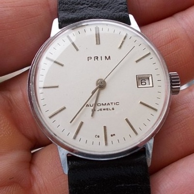 krasne funkcni s pouzdreem PRIM BAUUHAUS CHROM 1982