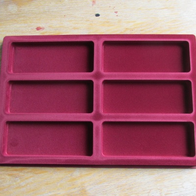 Plato - úložný box na hodinky, strojky nebo číselníky 