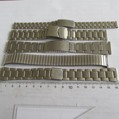 Ocelové tahy - řemínky na hodinky 18+20+12mm v perfektním stavu - stainless steel - 5 kusů, č.2a