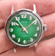Prim 70 léta dámske 28 mm zelené mini tabule 66 396 1