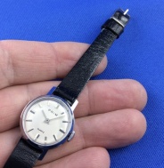 PRIM quartz chrómované dámske - top stav