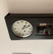 Mechanické hodiny Prim