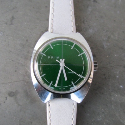Hodinky prim ve sbírkovém stavu - model 66 390 1 z roku 1979