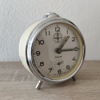 budík 132