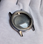 Nepoužité servisní pouzdro