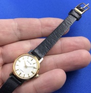 PRIM quartz pozlátené dámske - top stav