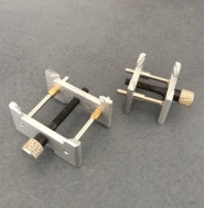 2x držák strojku pro opravy