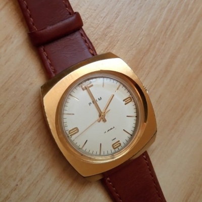 Hodinky Prim kal. 66