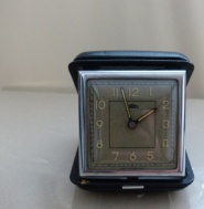 Cestovní budík Prim Chronotechna krásně zachovalý