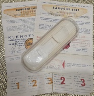 Stará  krabička + 2x Záruční listy 