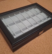 Box na hodinky pro 24 ks 