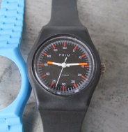 Chlapecké sporty v plastovém pouzdře v původním stavu - 66 523 6 rok 1986