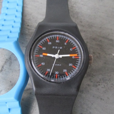 Chlapecké sporty v plastovém pouzdře v původním stavu - 66 523 6 rok 1986