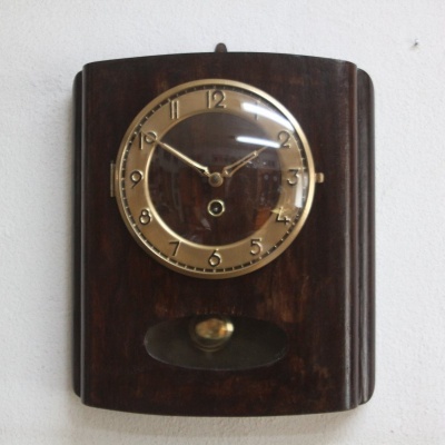 pokojové hodiny Chronotechna, funkční, hnědé