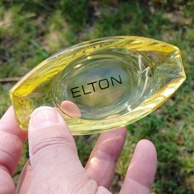 Retro Elton popelník