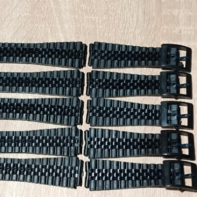 Nepoužité Řemínky  20 mm 30 ks