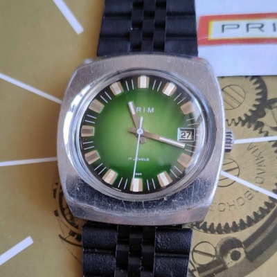  Hodinky PRIM - "Hulk" r.v. 1975
