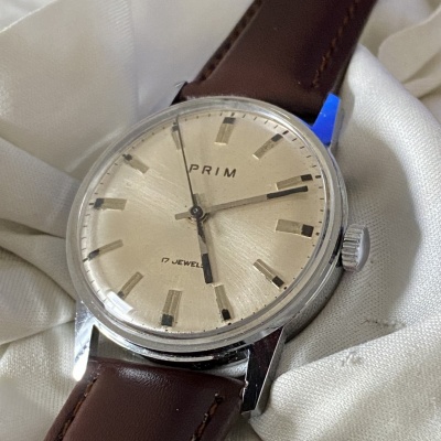 Prim elegant - Top stav