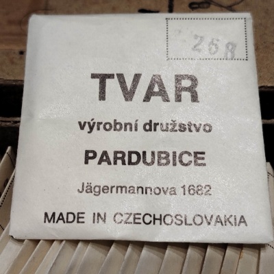 Sklíčko TVAR PARDUBICE rozmer 268 .