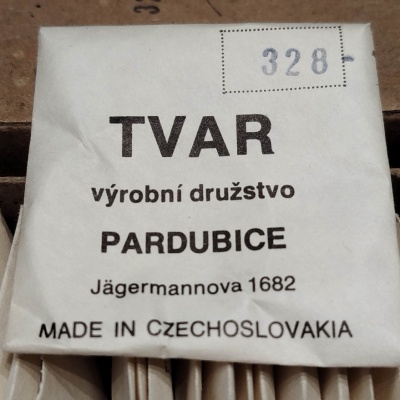 Sklíčko TVAR PARDUBICE rozmer 328 .