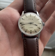 Prim elegant