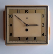 Hodiny Chronotechna