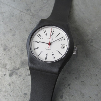 PLASTOVÉ HODINKY PRIM typ 68 587 6 - NOS STAV
