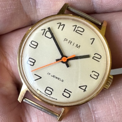 Prim dámske elegantné pozlátené cal. 66