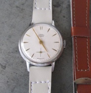 Hodinky Prim 30mm v pěkném stavu