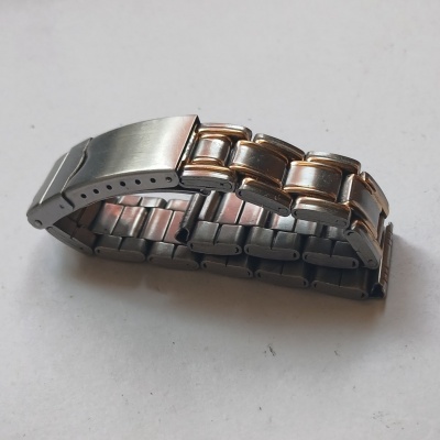 Řemínek masivní 18mm